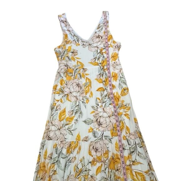 Nicole Miller ~ Floral Maxi Dress in Yellow and White floral print ~ size 10 - Picture 10 of 15